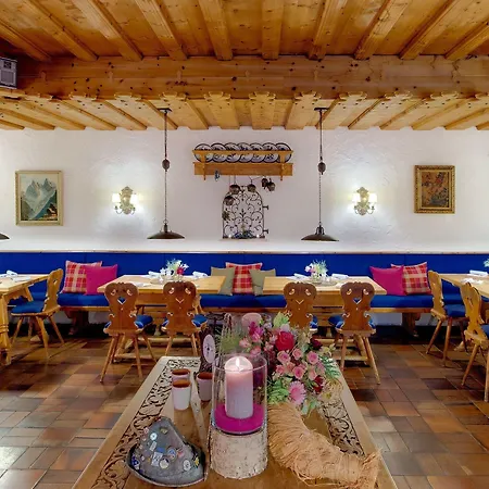 Grand Sonnenbichl Hotel 4*